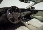 Lexus LS500 2017 года (NA)